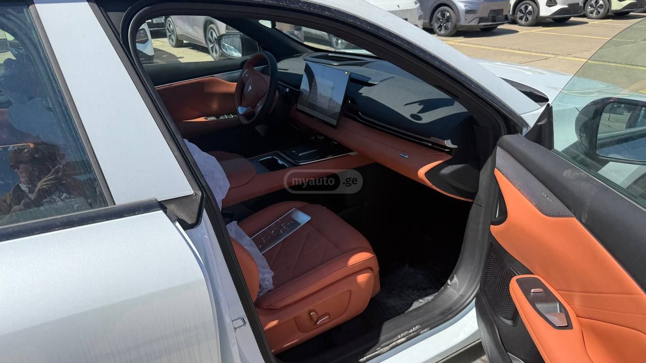 Changan Deepal Dark Blue S05 