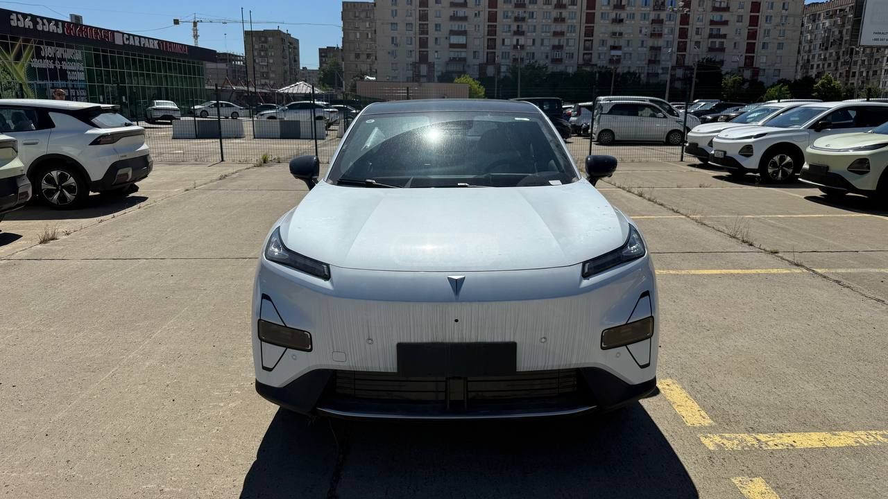 Changan Deepal Dark Blue S05 