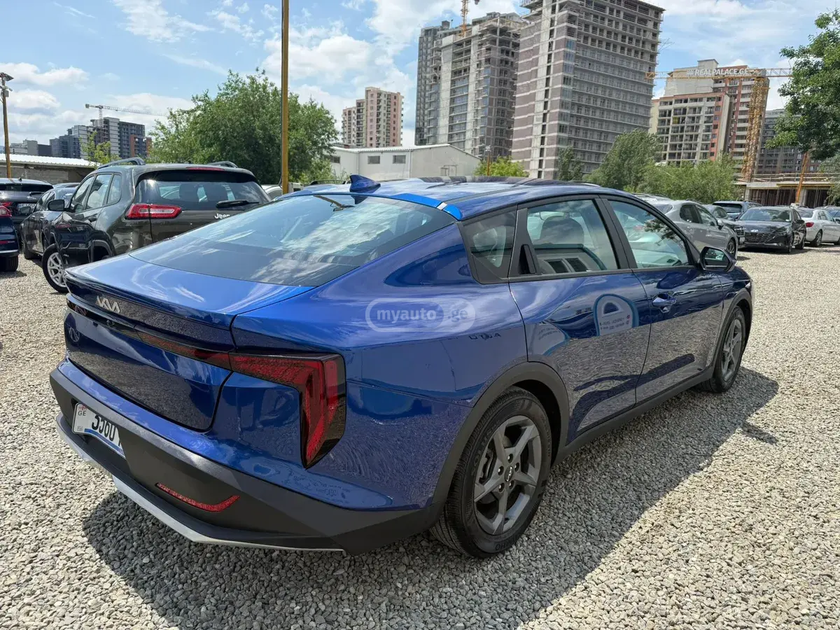 Kia K4