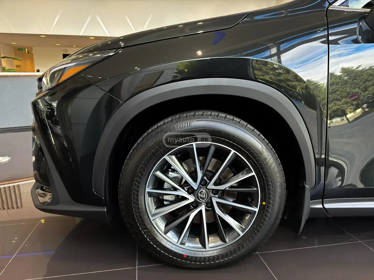 Lexus NX 350 