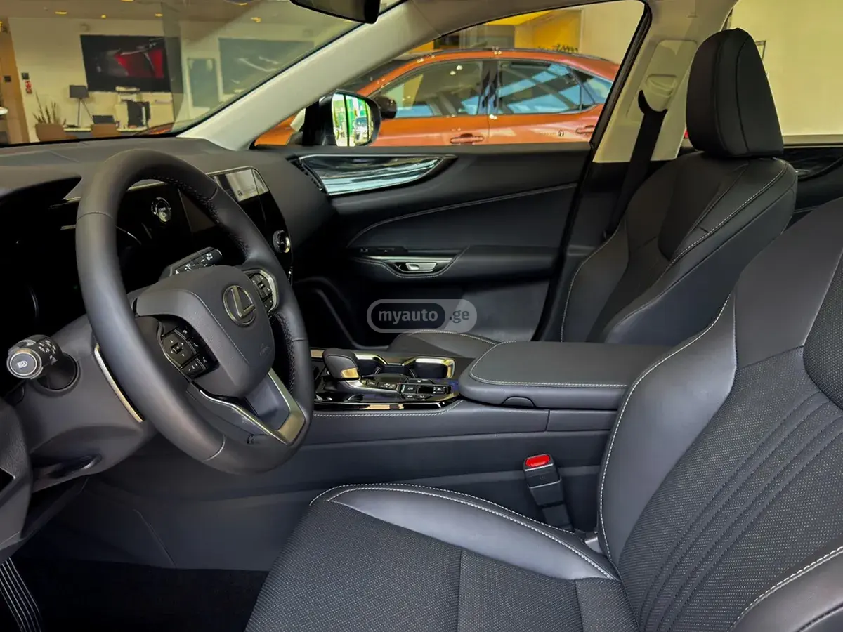 Lexus NX 350 