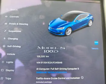 Tesla Model S 