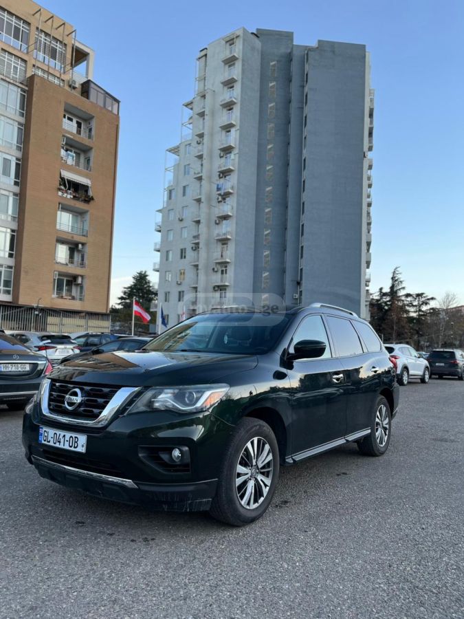 Nissan Pathfinder