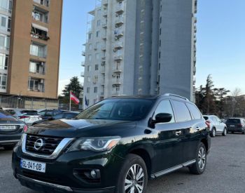 Nissan Pathfinder 