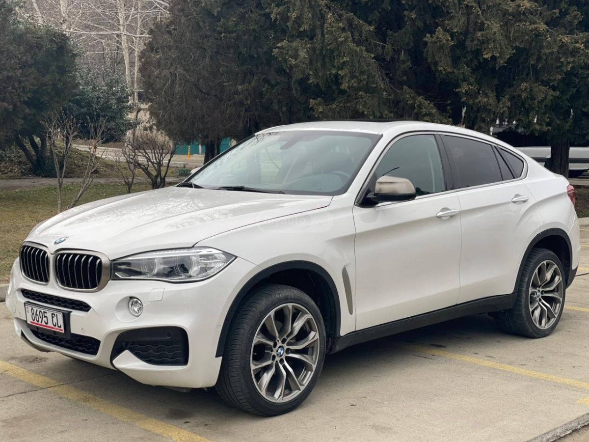 BMW X6