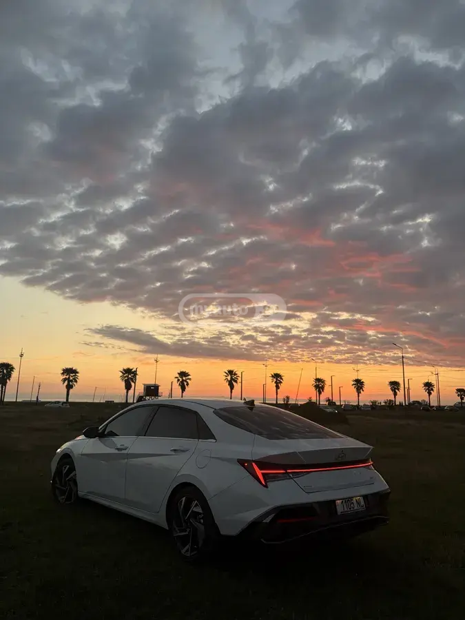 Hyundai Elantra, миниатюра 10