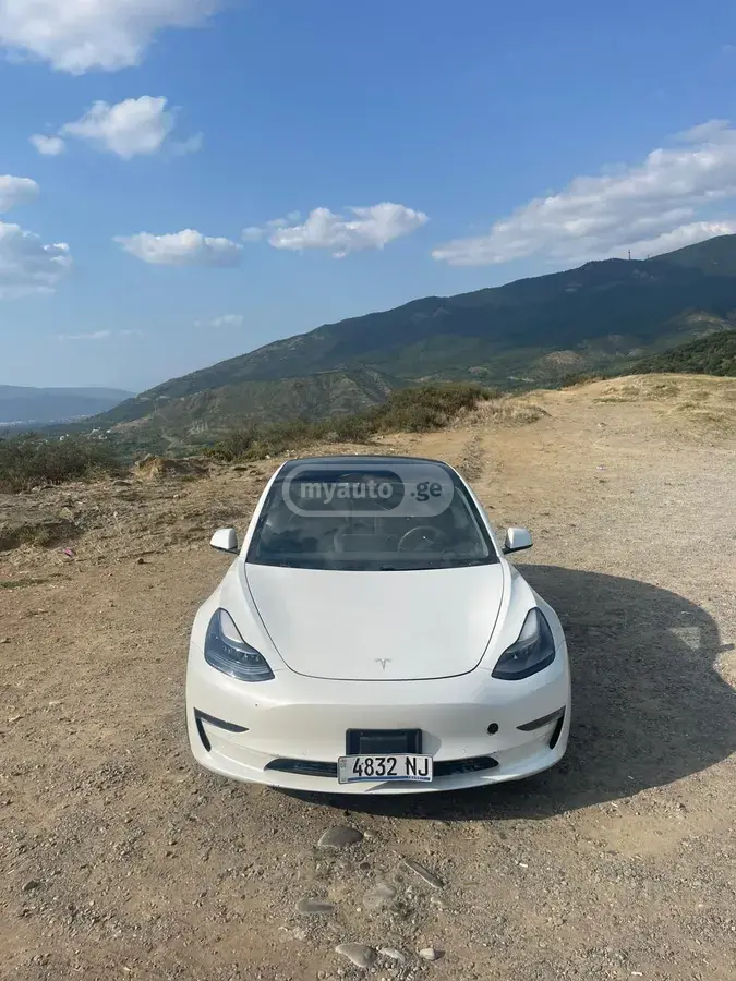 Tesla Model 3, миниатюра 4