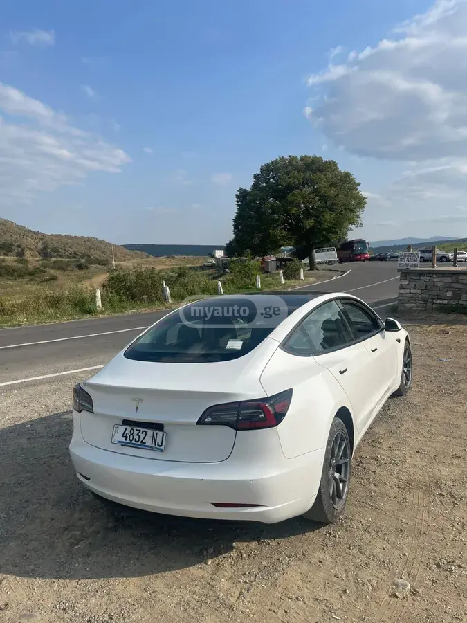Tesla Model 3, миниатюра 7