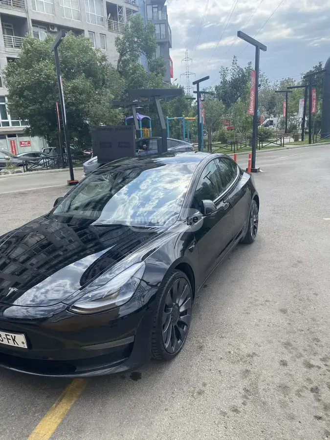 Tesla Model 3, миниатюра 4