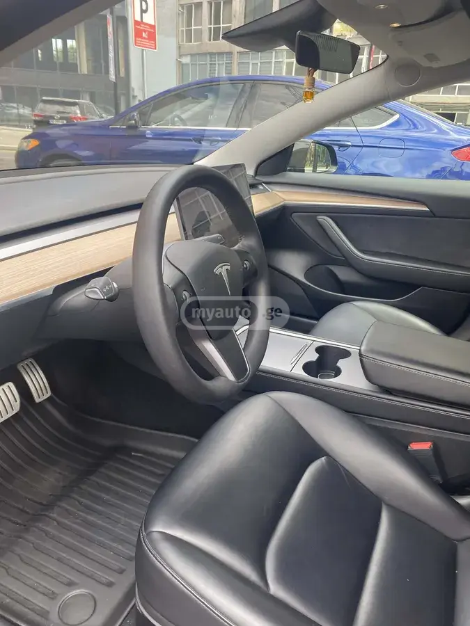 Tesla Model 3, миниатюра 6
