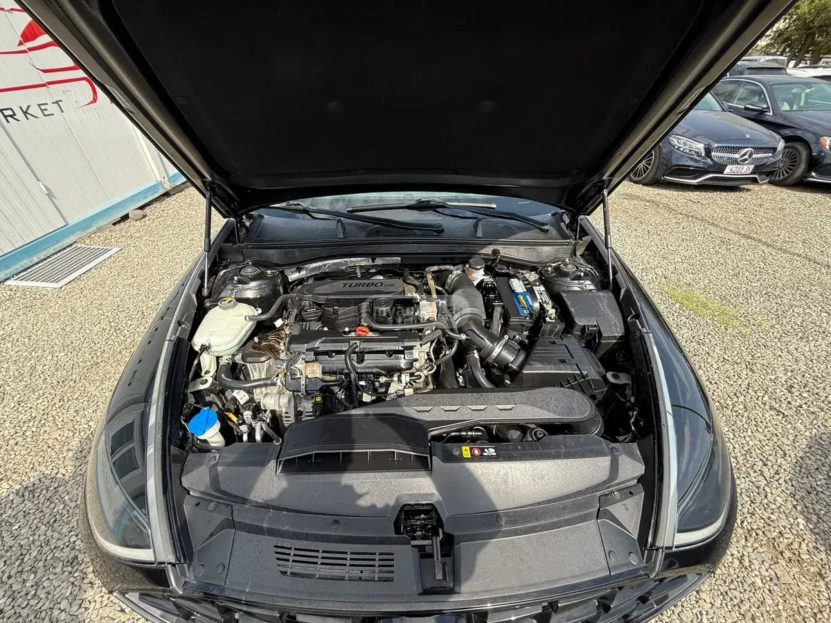 Hyundai Sonata 