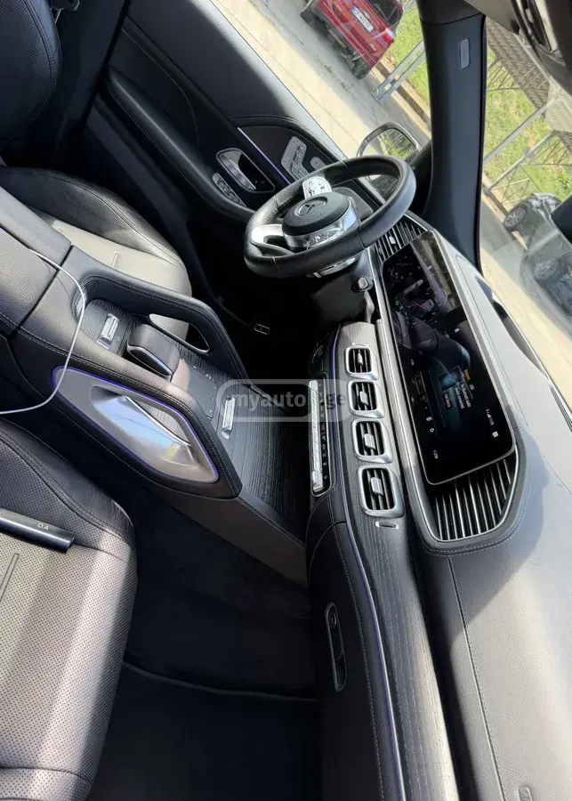 Mercedes-Benz GLE 580, миниатюра 12