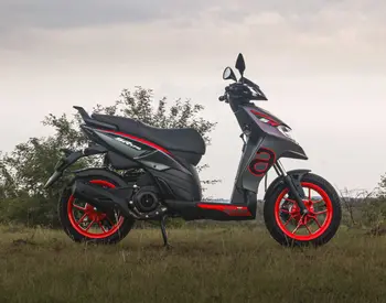 Aprilia SR 175 