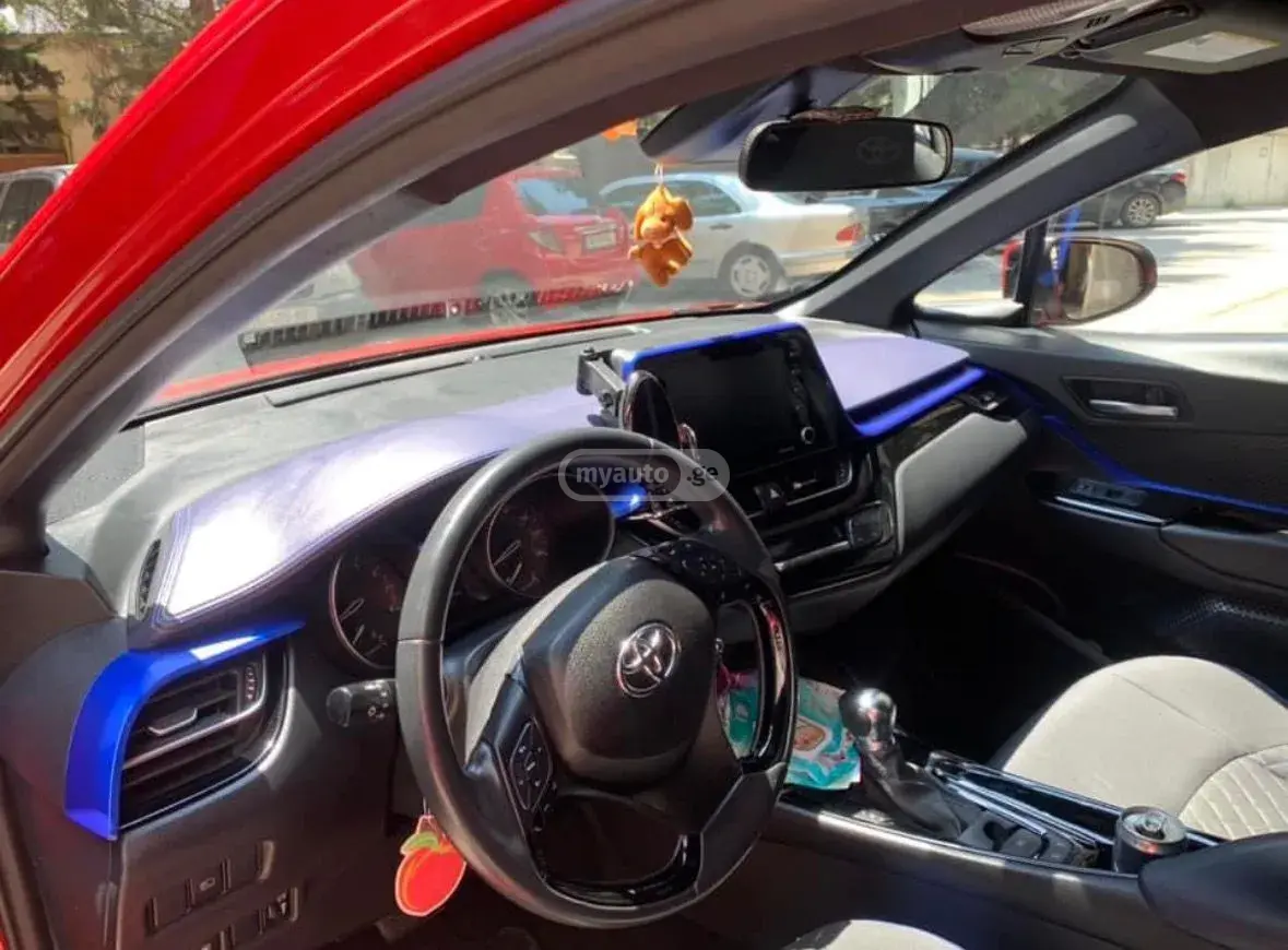 Toyota C-HR, миниатюра 3