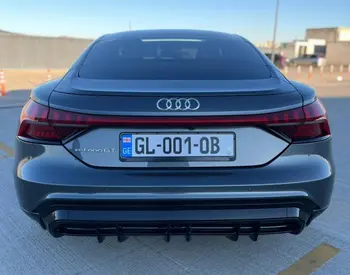Audi E-Tron 