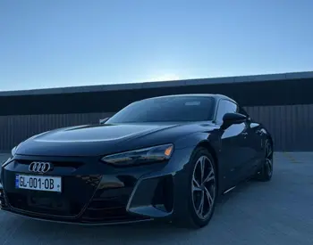 Audi E-Tron 