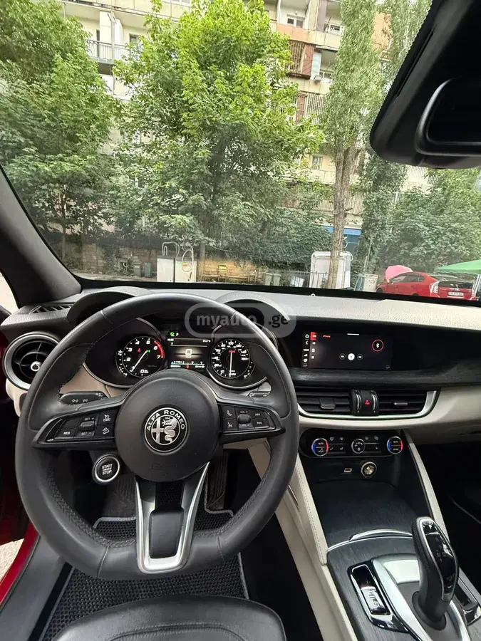 Alfa Romeo Stelvio, миниатюра 10