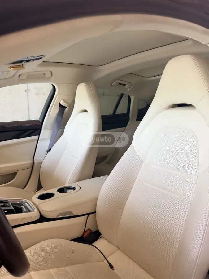 Porsche Panamera, миниатюра 10