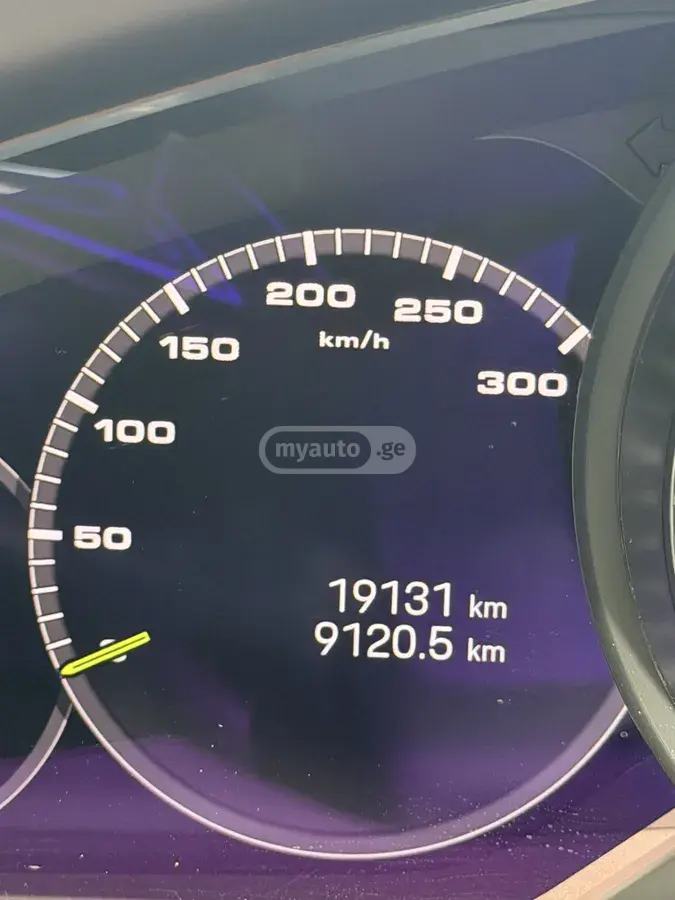 Porsche Panamera, миниатюра 11