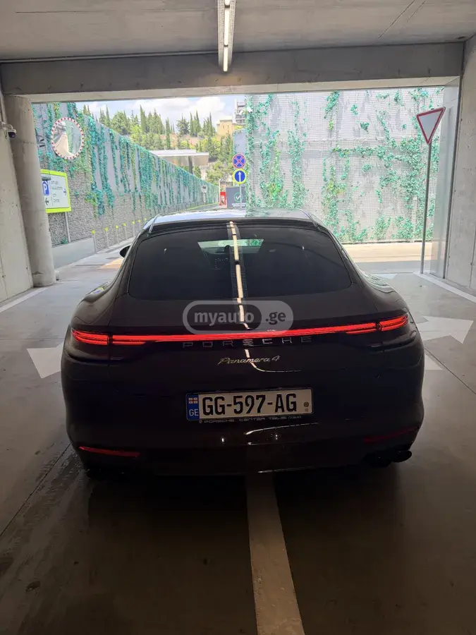 Porsche Panamera, миниатюра 4