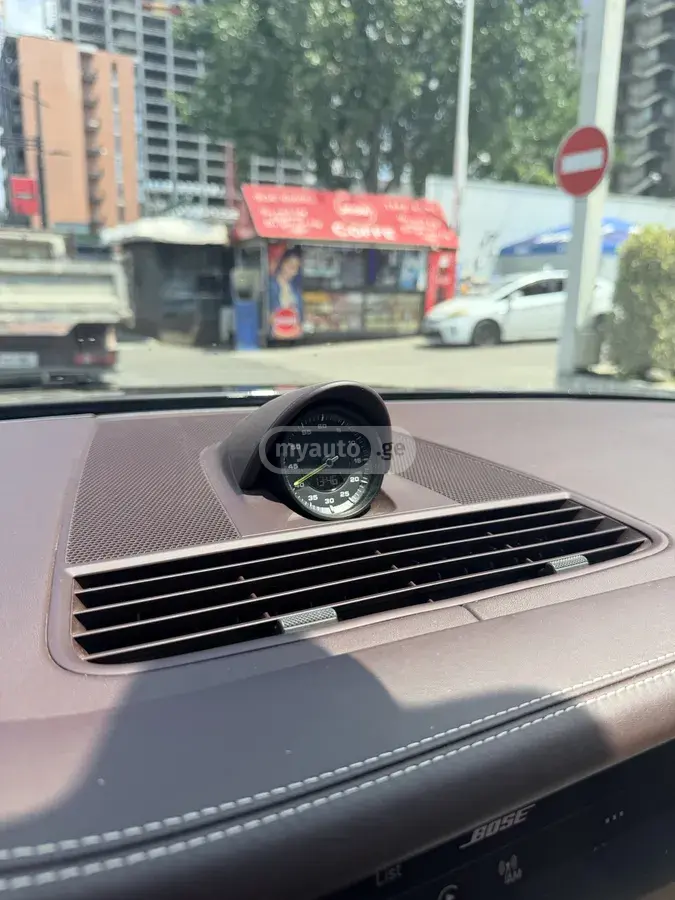 Porsche Panamera, миниатюра 9