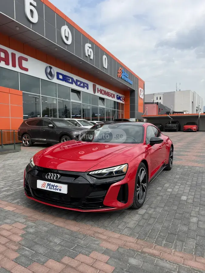 Audi e-tron, фото 1