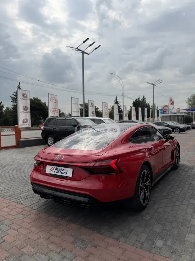 Audi e-tron, миниатюра 10
