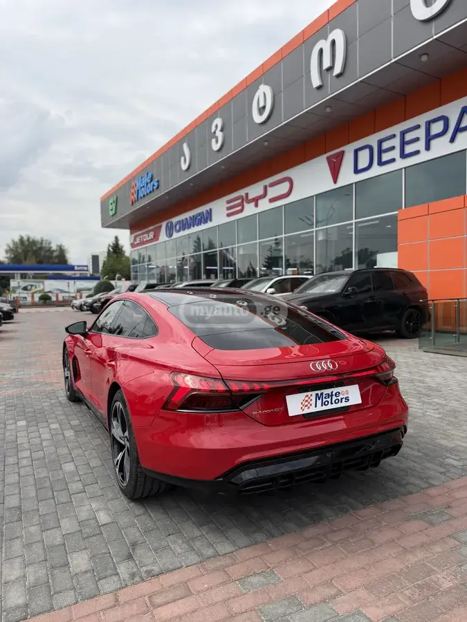 Audi e-tron, миниатюра 8