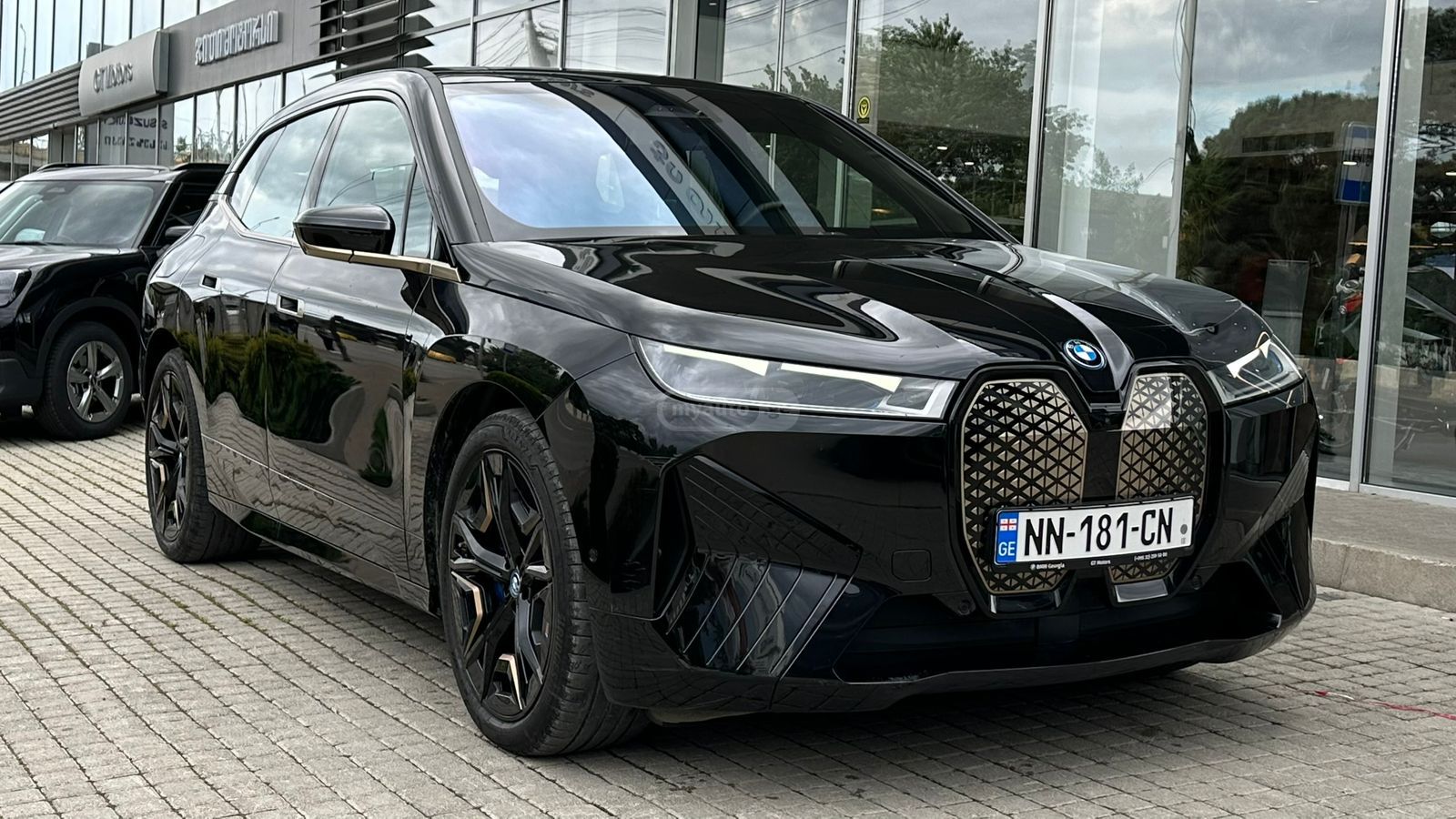 BMW IX