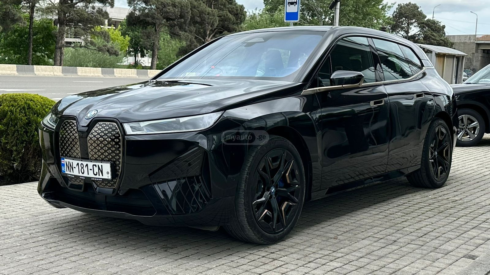 BMW IX