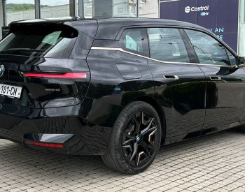 BMW IX xDrive40