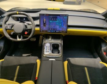 Xiaomi SU7 