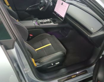 Xiaomi SU7 