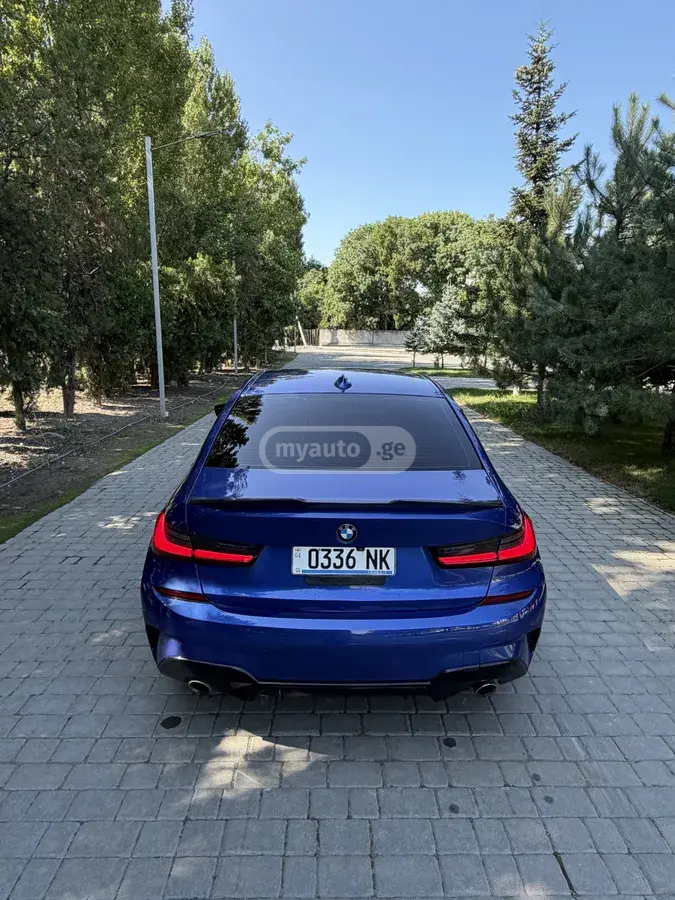 BMW 3 Series 330, миниатюра 9