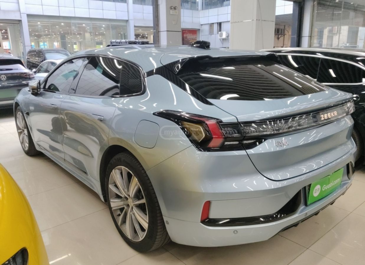Zeekr 001
