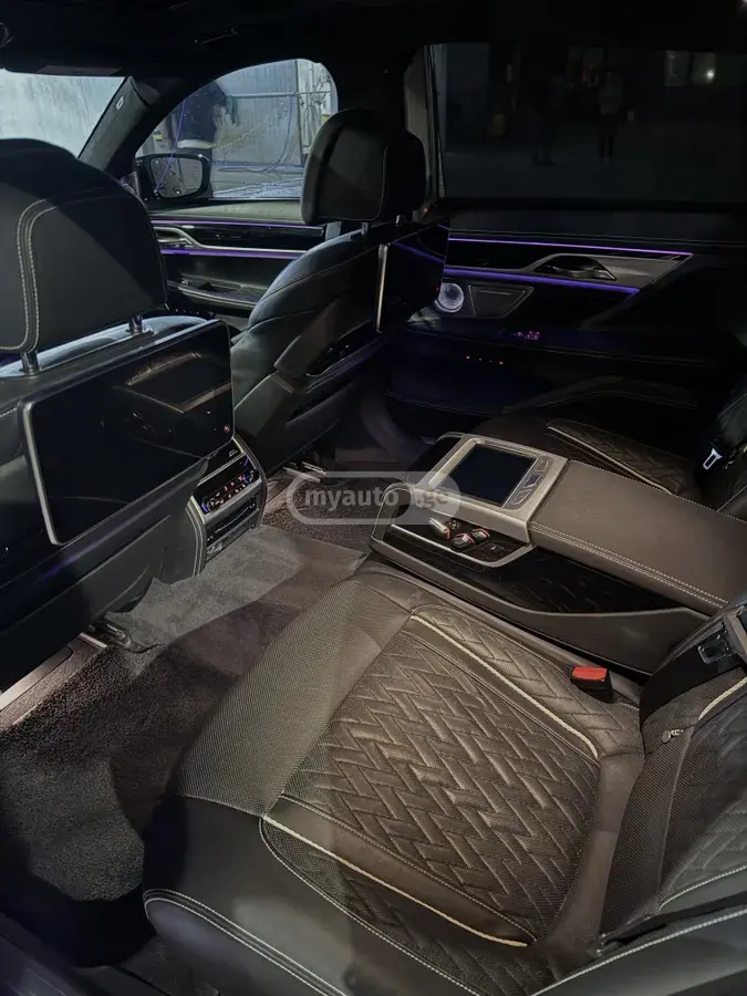 BMW 750, миниатюра 13