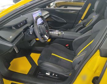 Xiaomi SU7 
