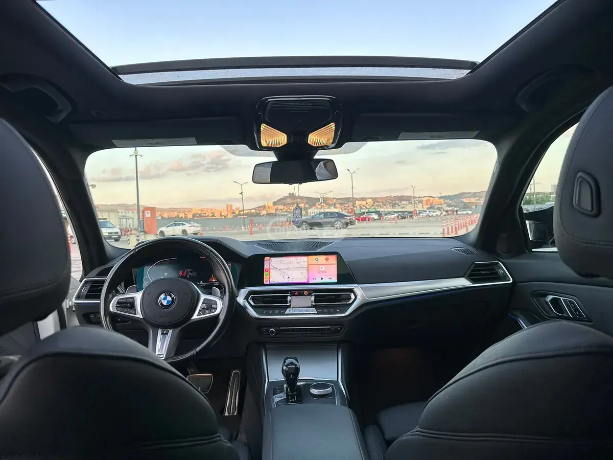 BMW 3 Series 330, миниатюра 13