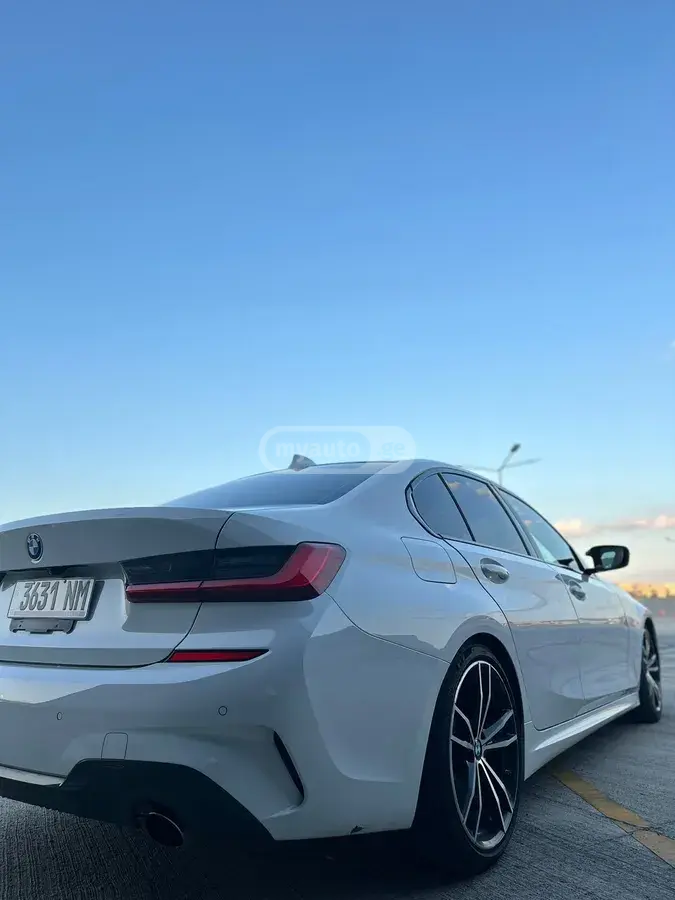 BMW 3 Series 330, миниатюра 5