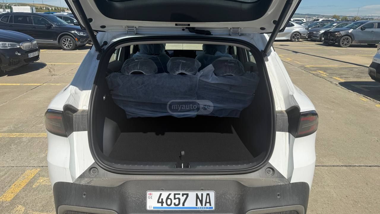 Changan Nevo Q05 