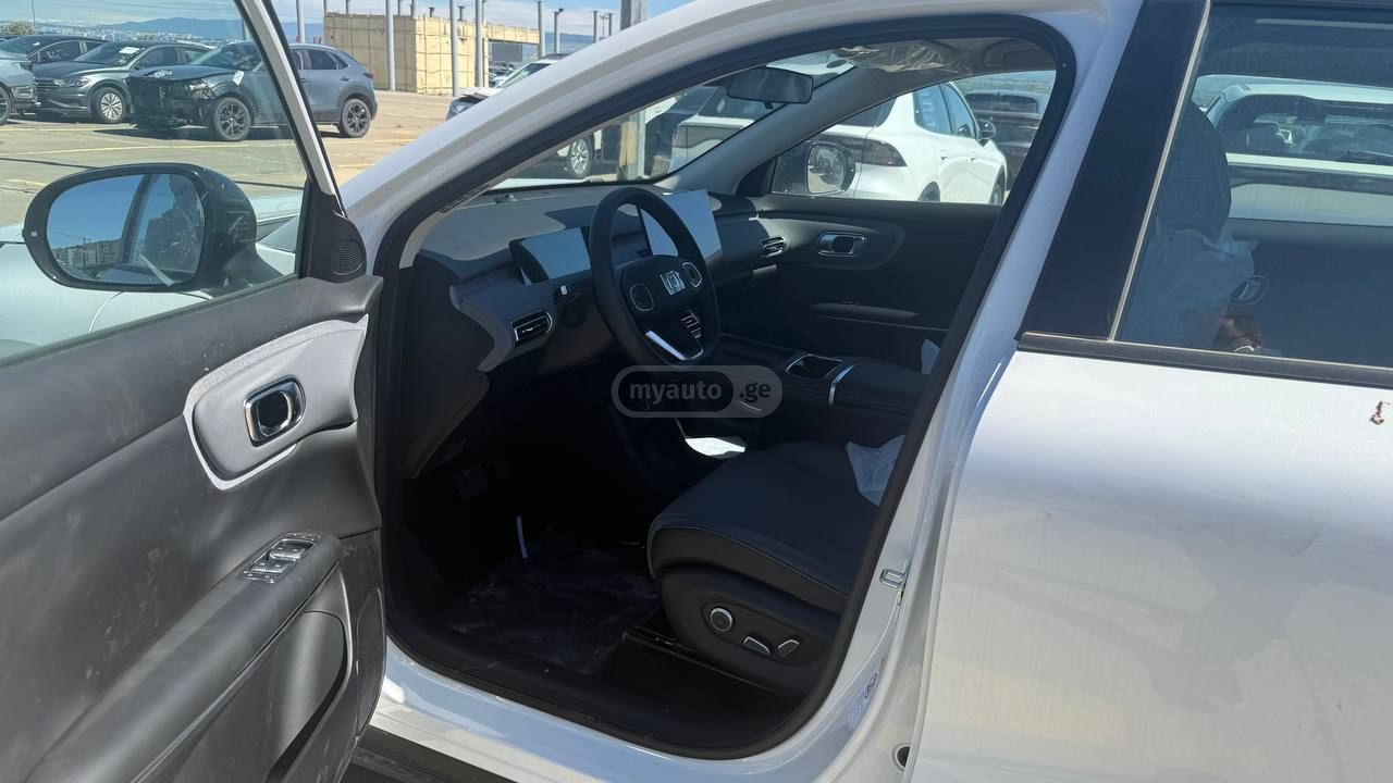 Changan Nevo Q05