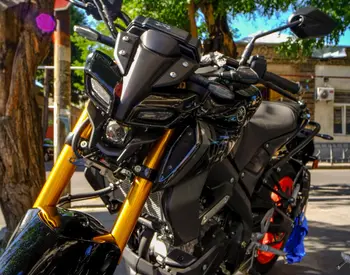  MT15 