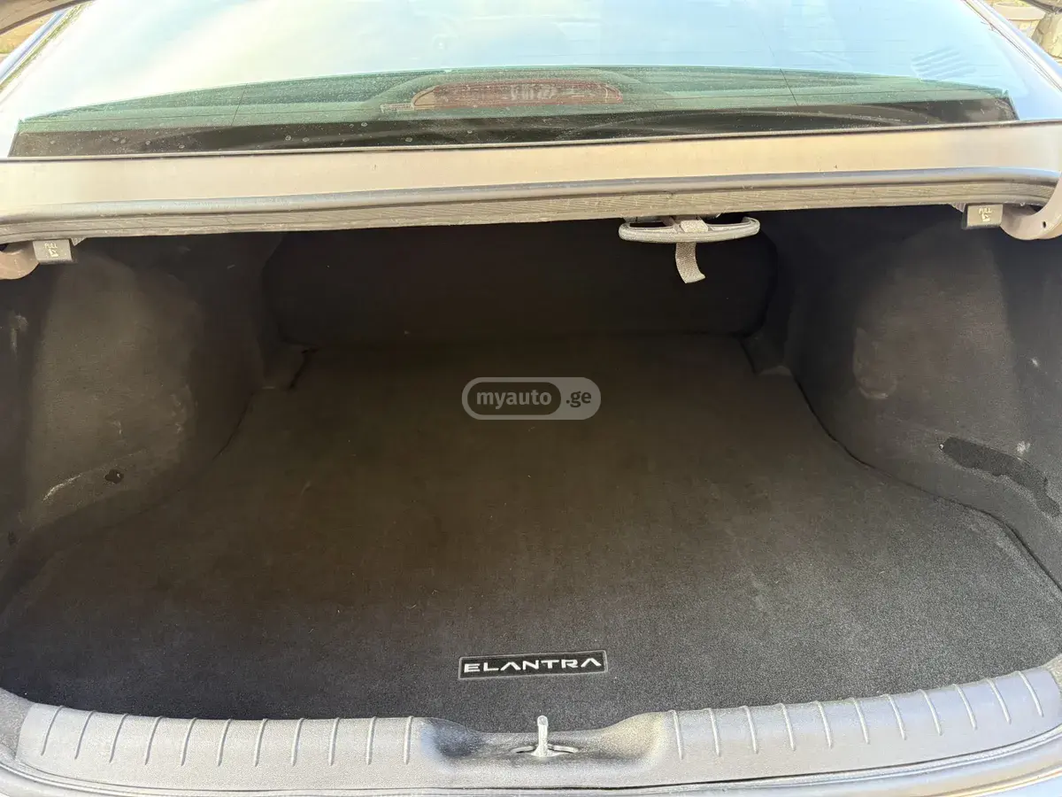 Hyundai Elantra, миниатюра 8