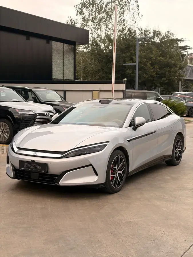 BYD Han L 