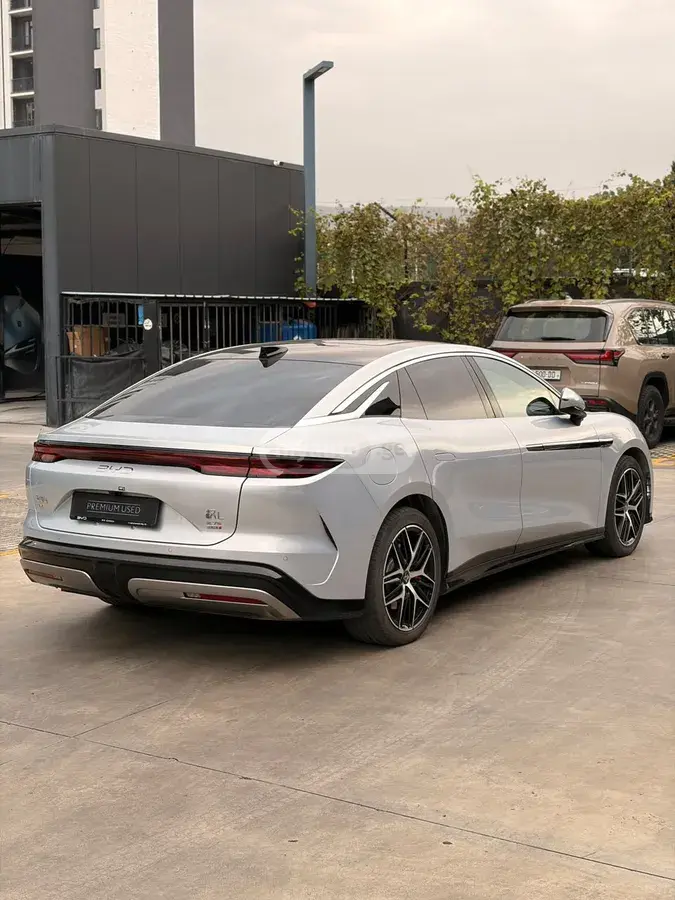 BYD Han L 