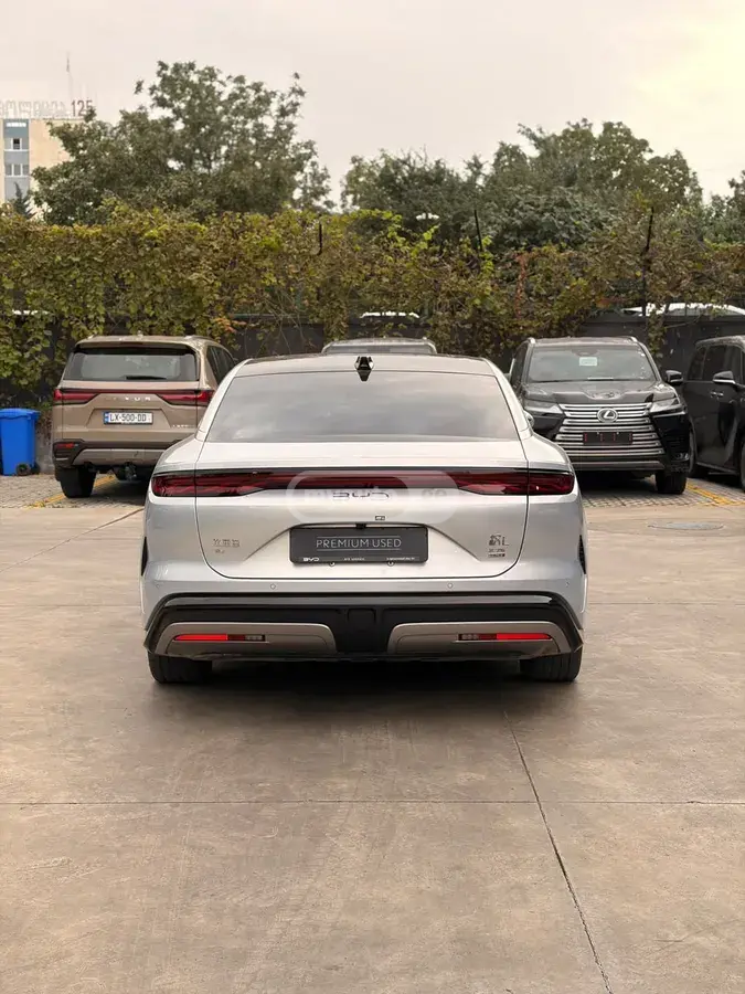 BYD Han L 