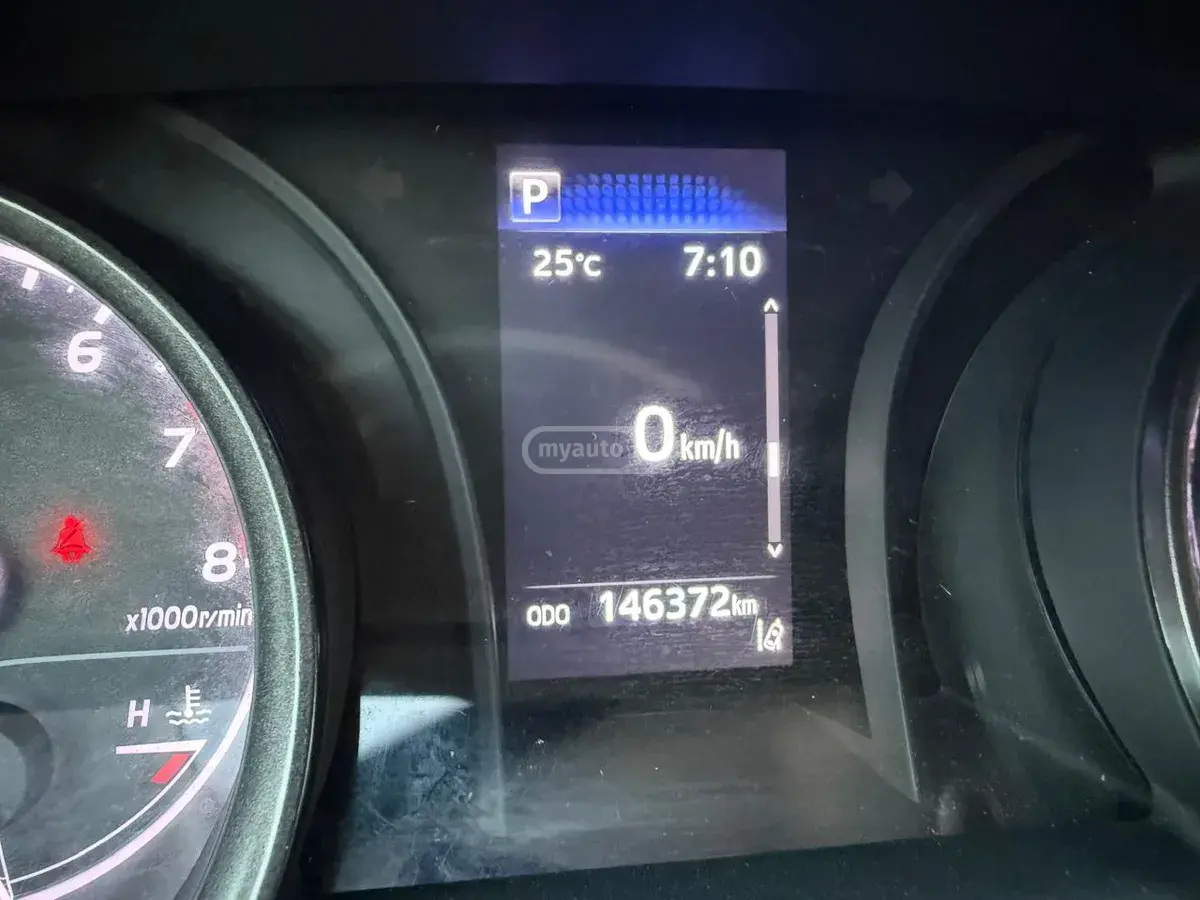 Toyota Camry 