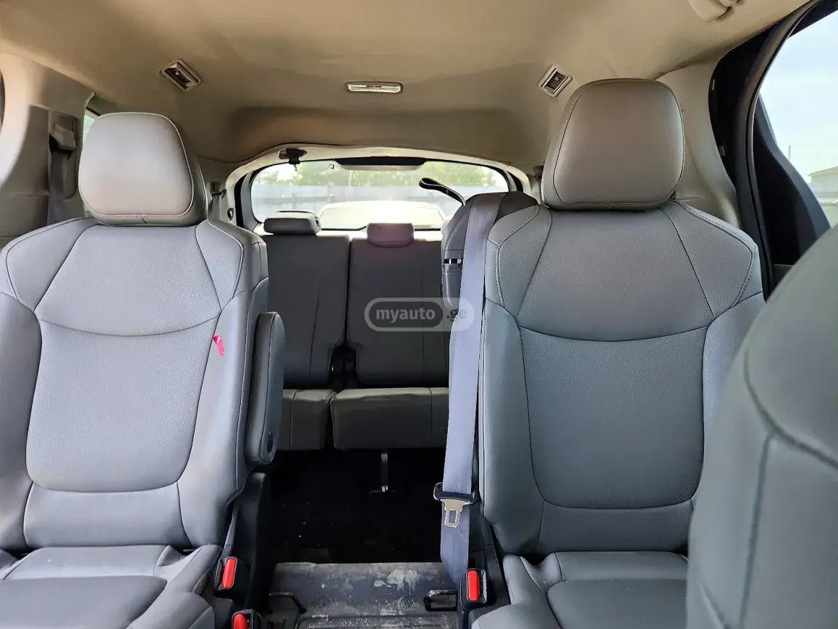 Toyota Sienna, миниатюра 10
