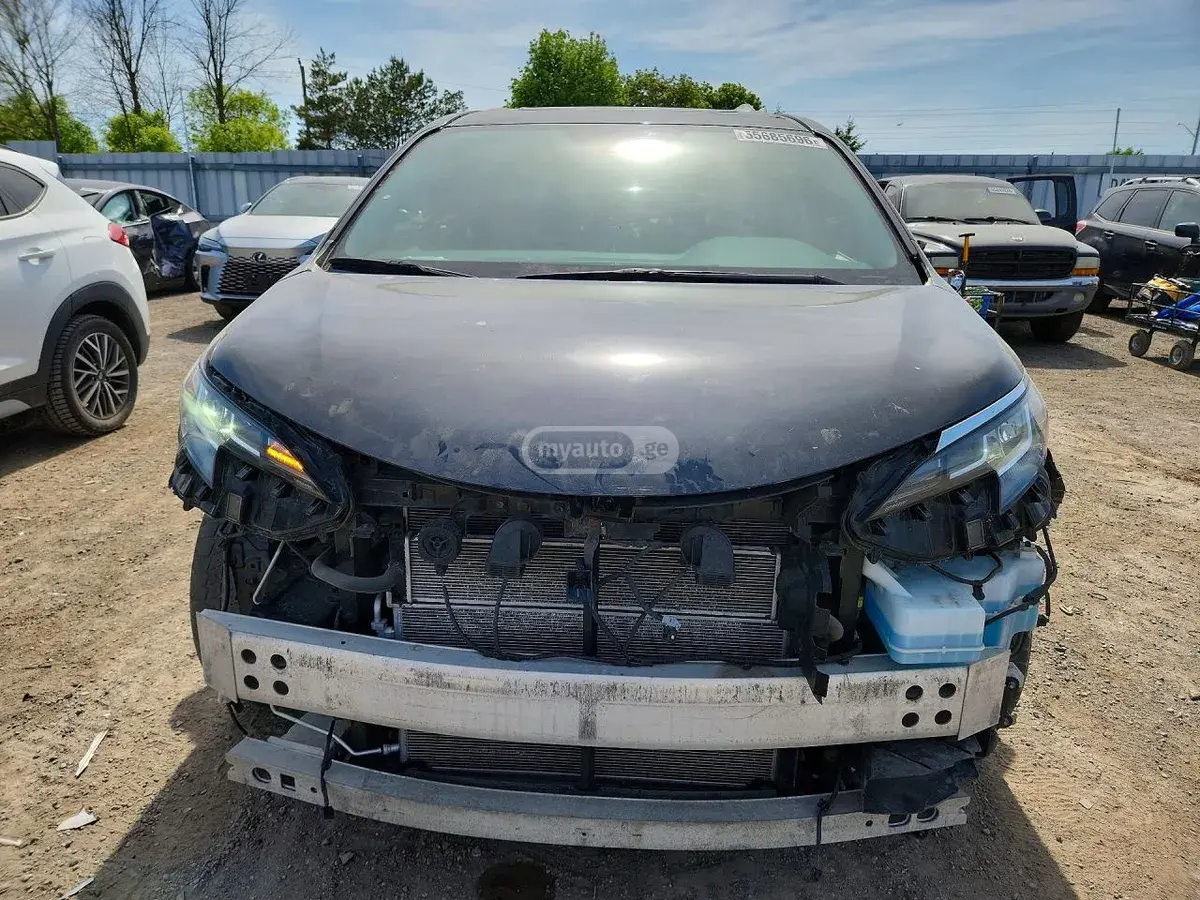 Toyota Sienna, миниатюра 4