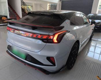 Zeekr 001 001 FR EDITION 550KM